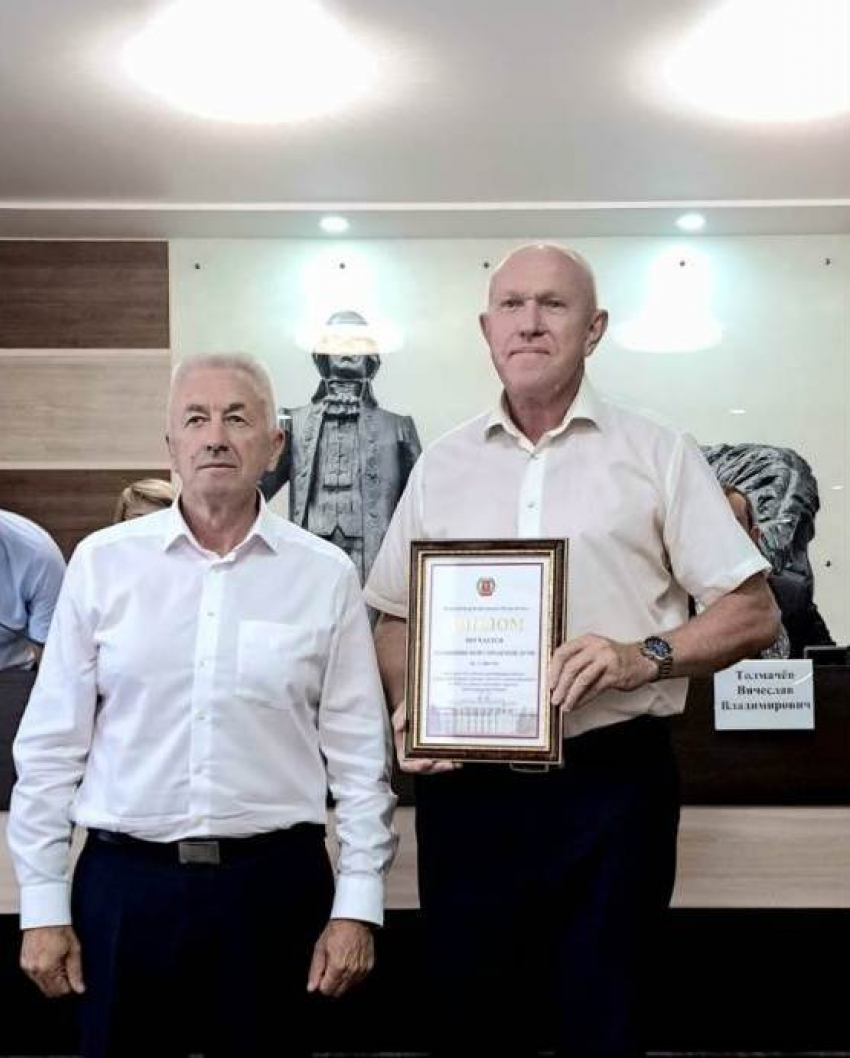 Камышинская городская дума «сдала» свое прошлогоднее 3-е место в конкурсе на лучшую работу урюпинским депутатам