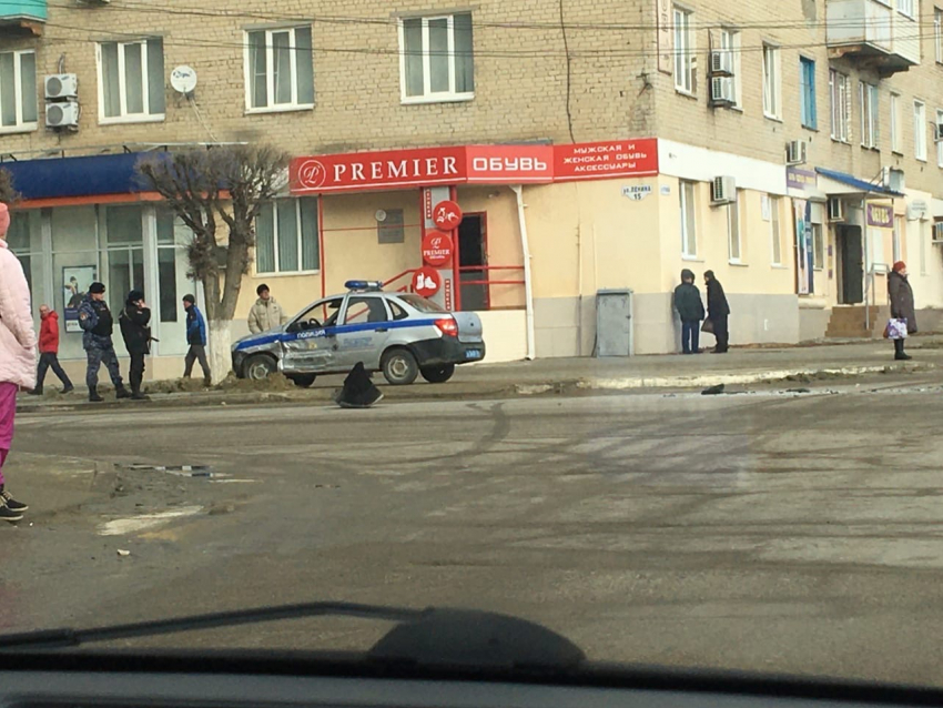 Автомобиль «Росгвардии» попал в ДТП в центре Камышина «удачно": раненых нет (ВИДЕО)