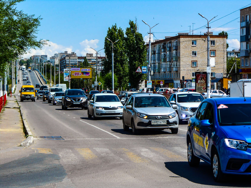 Два вида бензина резко подорожали в Волгоградской области