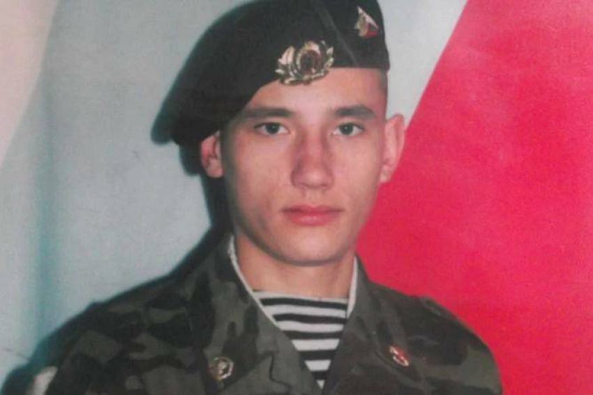 В Котельниковском районе простились с погибшим в спецоперации рядовым Александром Малиновским