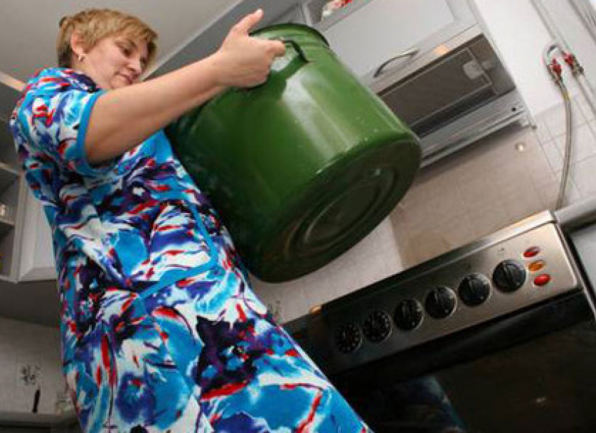 Многоэтажкам пятого микрорайона Камышина сегодня придется временно посидеть без горячей воды