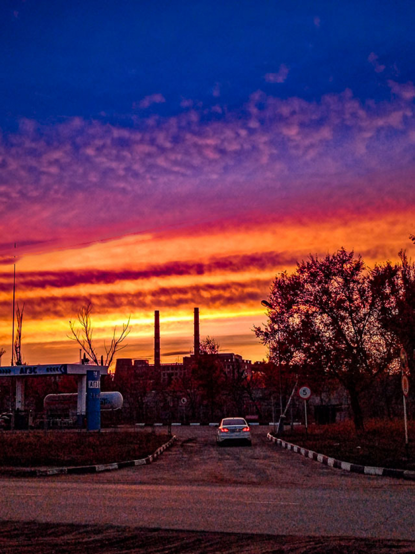 Задерживаются рейсы: Волгоградская область пережила еще одну ночь ночь в опасности атаки БПЛА