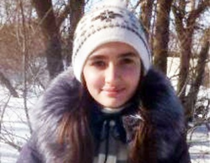 100 волонтеров обследуют в Камышине заброшенные здания, обходят квартиры в поисках зацепки в истории пропавшей пятиклассницы