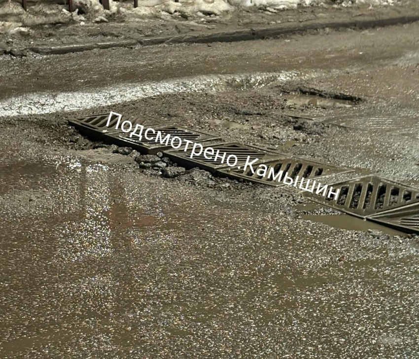 Камышане настроены судиться с администрацией Станислава Зинченко из-за дорог,  «растаявших» вместе со снегом