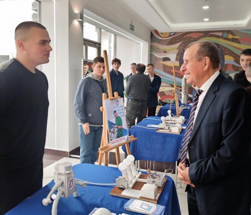 Вице-спикер Камышинской городской думы Иван Иванов включился в празднование 4 ноября