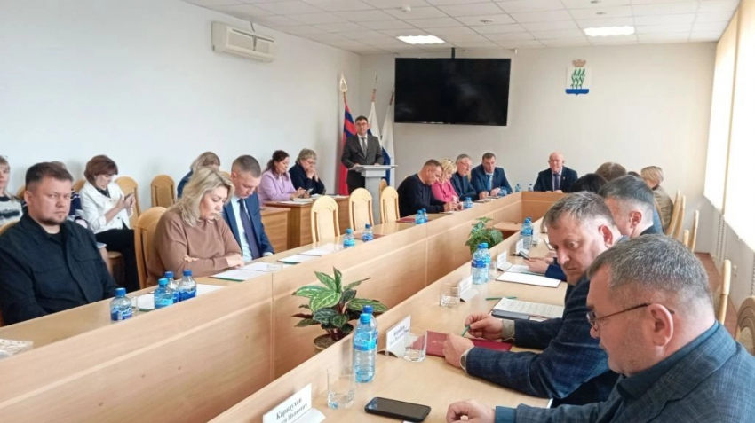 В Камышинской гордуме уточнили, когда будут закупать для камышан новые большие автобусы