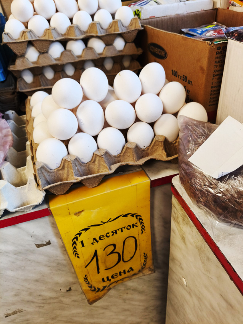 Сахар, гречка, яйца и электричество возглавили список продуктов и услуг, подорожавших для камышан за неделю
