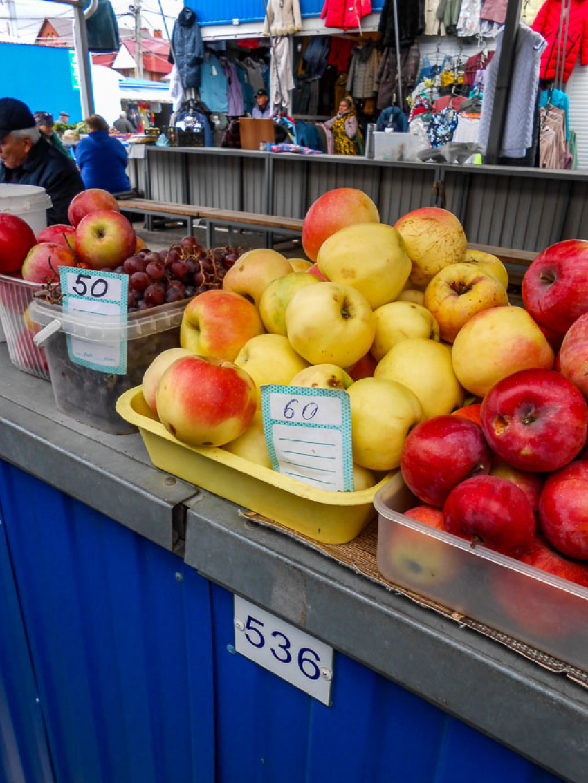 Специалисты рассказали камышанам, какие фрукты им надо есть в октябре