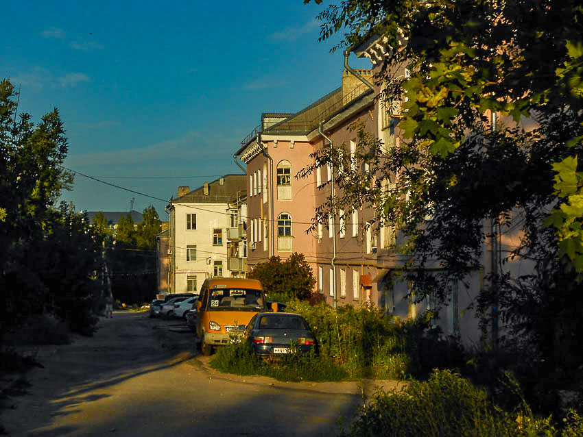 Жители Волгоградской области, в том числе камышане, впервые получили оповещения о беспилотной опасности