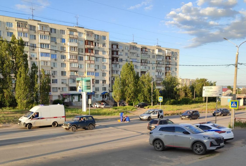 Стали официально известны подробности вчерашнего, 3 июня, ДТП на улице Базарова в Камышине