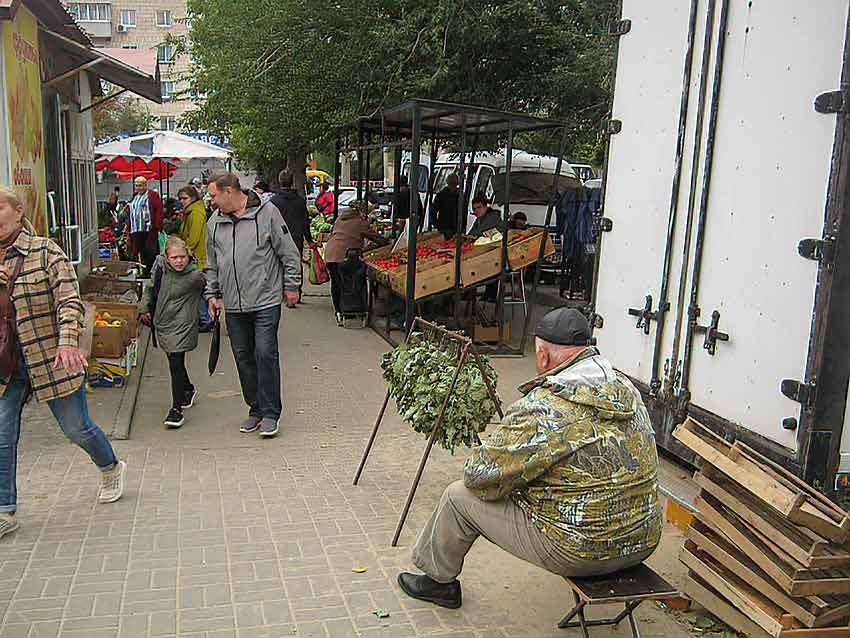 Увеличить МРОТ до 35 тысяч рублей потребовал экс-депутат Волгоградской облдумы Михаил Таранцов 