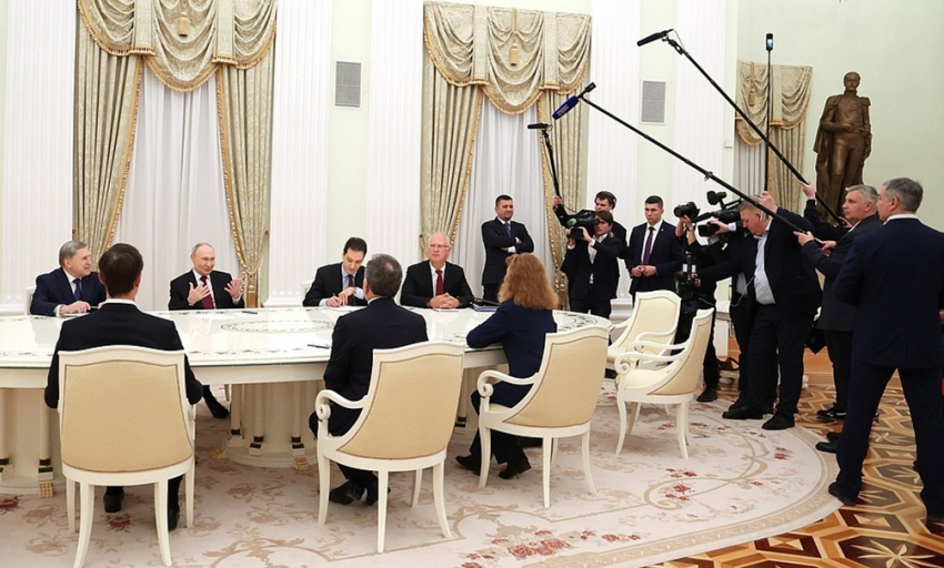 «Без компромиссов»: Путин отверг мирный план Трампа, суть переговоров с американцами засекречена, - «Блокнот - Россия"