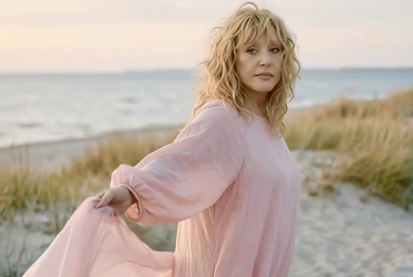 Алла Пугачёва в эмиграции выпустила новую песню (ВИДЕО), - «Блокнот - Россия"