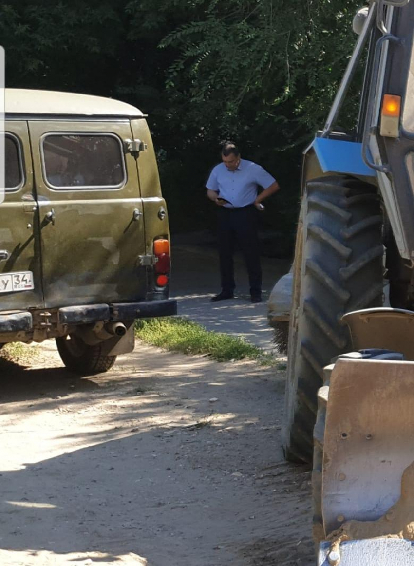 Как «хитро» администрация Камышина вознамерилась выполнить решение суда по переносу мусорной стоянки у высотки в бухте