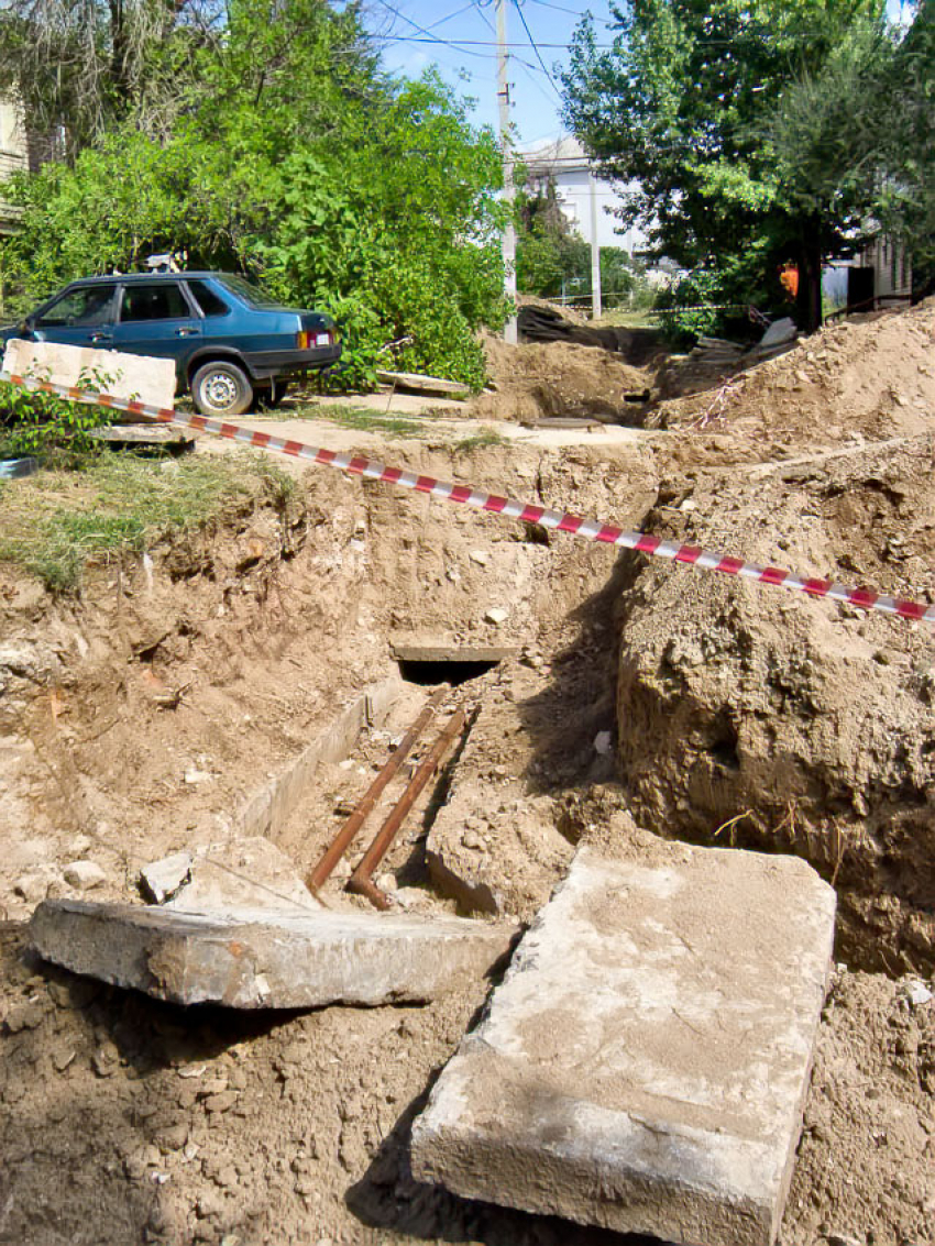 Новые массовые отключения электричества и горячей воды наметили коммунальщики  в Камышине на завтра, 15 августа