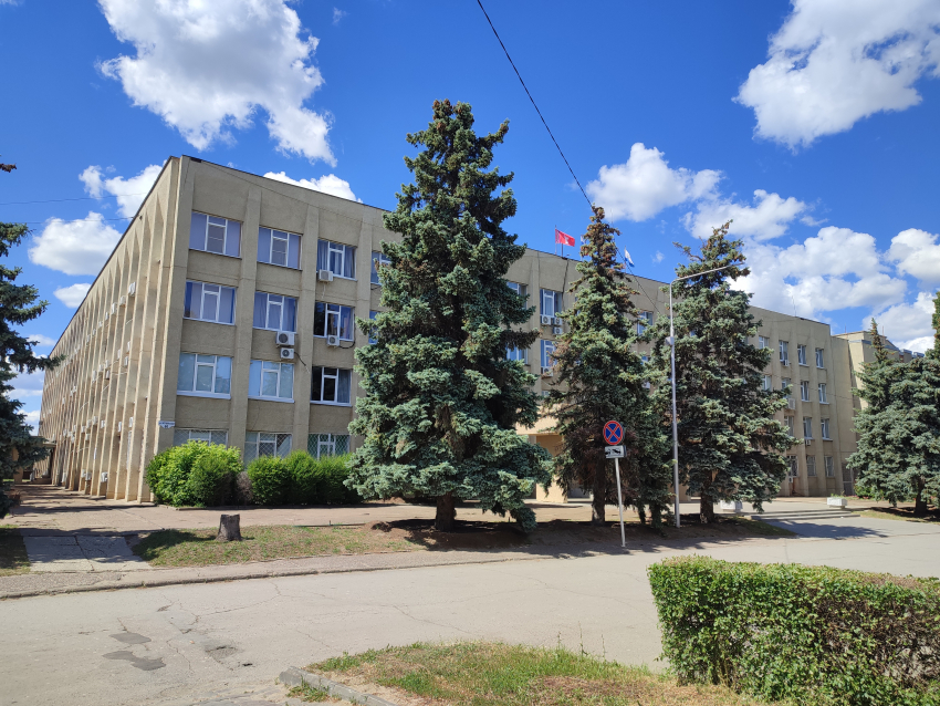 Администрация Камышина внесла правки в документ о границах городских избирательных участков накануне выборов в Госдуму