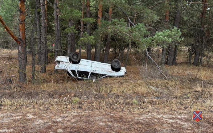 На трассе между Камышином и Жирновском улетела в лес