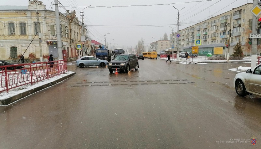 На «роковом» перекрестке в Камышине опять попал под колеса пешеход