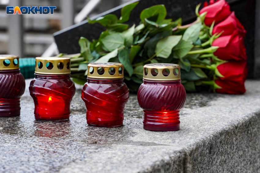 В Камышинском районе проводят в последний путь бойца СВО Алексея Белоусова