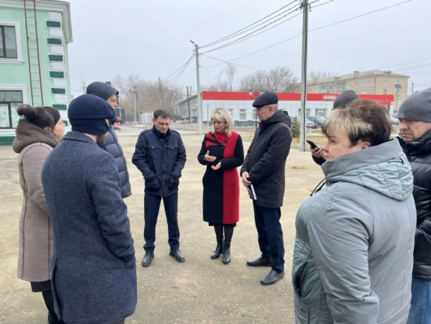 На станции Петров Вал в Камышинском районе хотят благоустроить привокзальную площадь, как - неизвестно