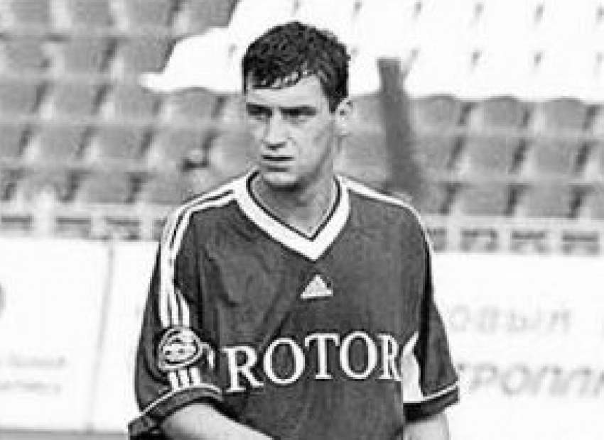 Известный игрок камышинского «Текстильщика» и тренер волгоградского «Ротора» Александр Беркетов умер в возрасте 46 лет 
