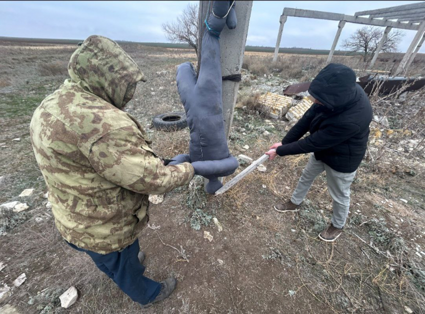 Подвесили за ногу и запытали до смерти сторожа в Волгоградской области 