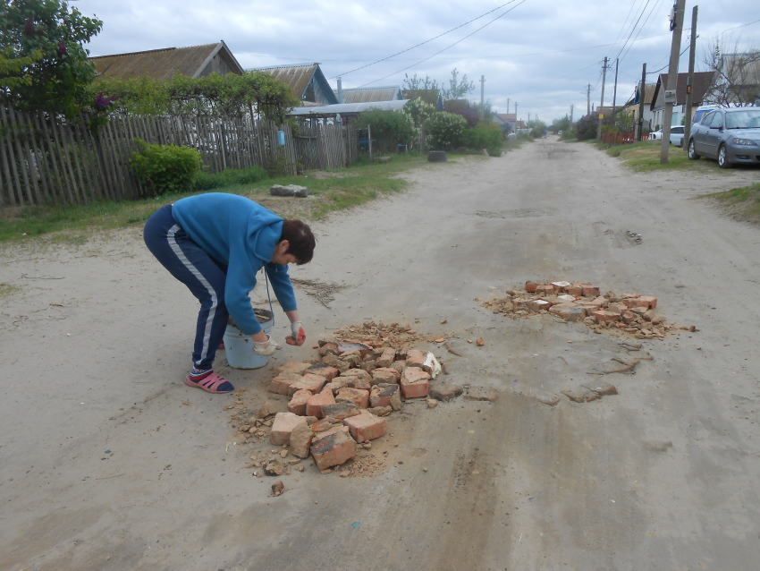 Женщины в Волгоградской области вынуждены больше других россиянок тратить время на работу, семью и детей