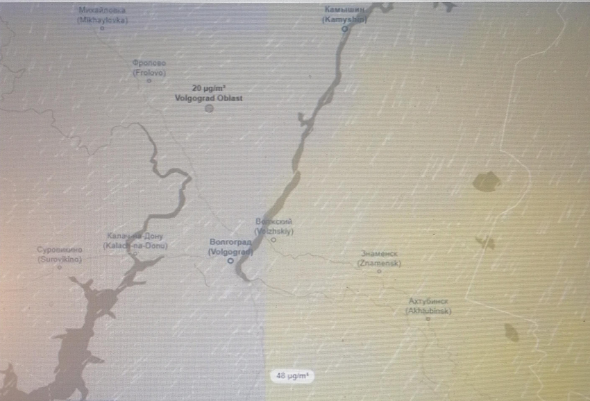 Пыльная буря «подлетает» к Камышину