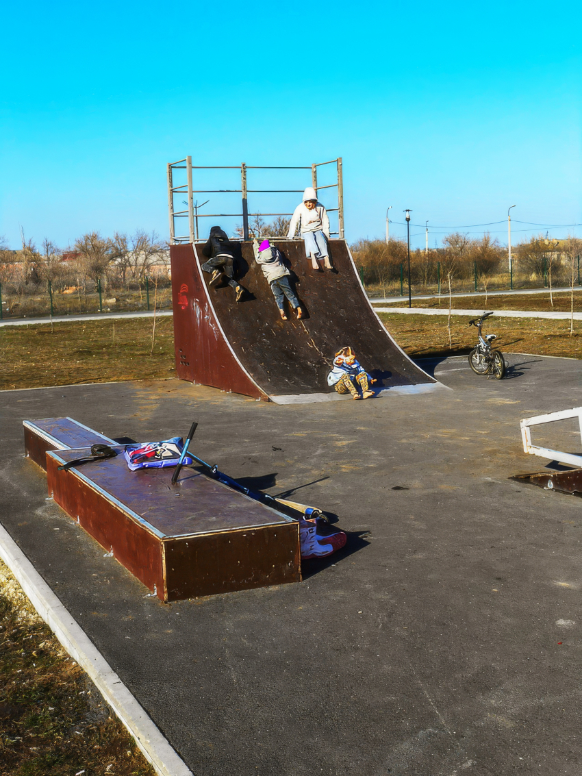 Утро в условиях ракетной опасности провели жители Волгоградской области