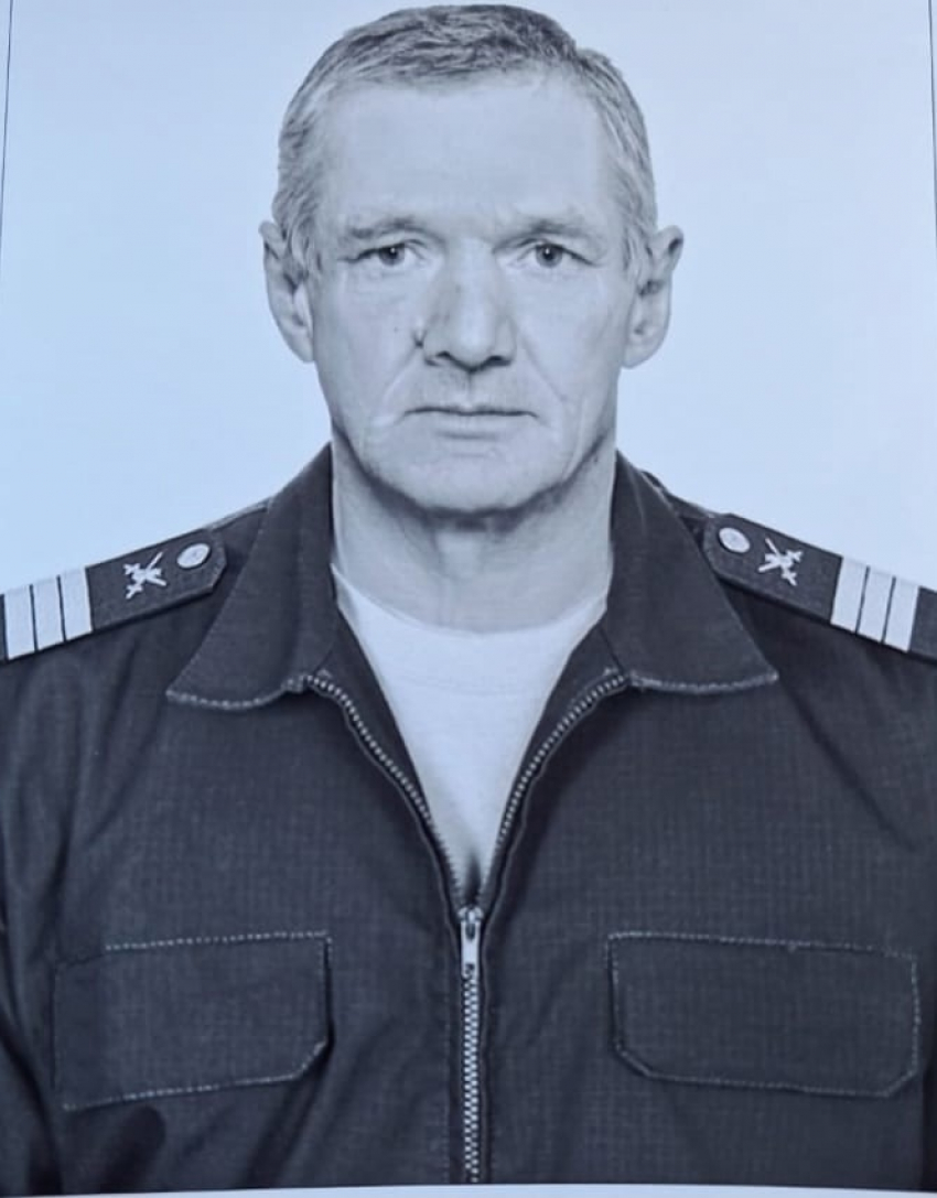 Родные погибшего в СВО Роберта Кинаса из Камышинского района написали о горе стихами...