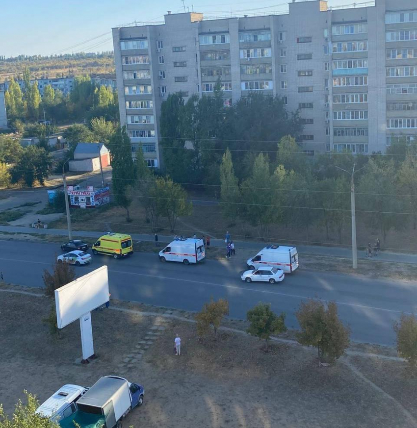 В Камышине на улице Базарова сегодня, 23 сентября, сбили двух школьниц, но все обошлось