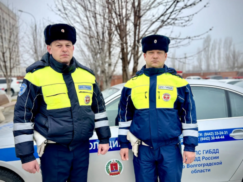 Волгоградские полицейские помогли спасти жизнь 8-летнему мальчику  