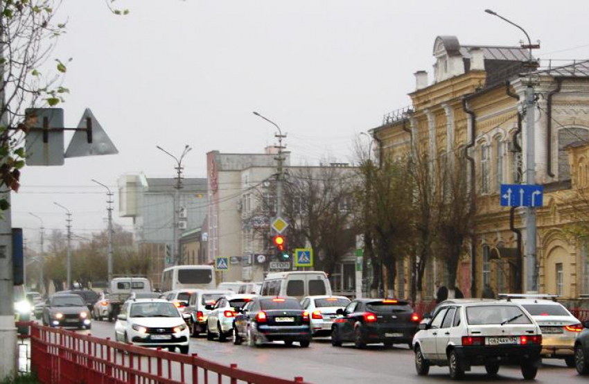 Камышинских водителей предостерегли по поводу тумана