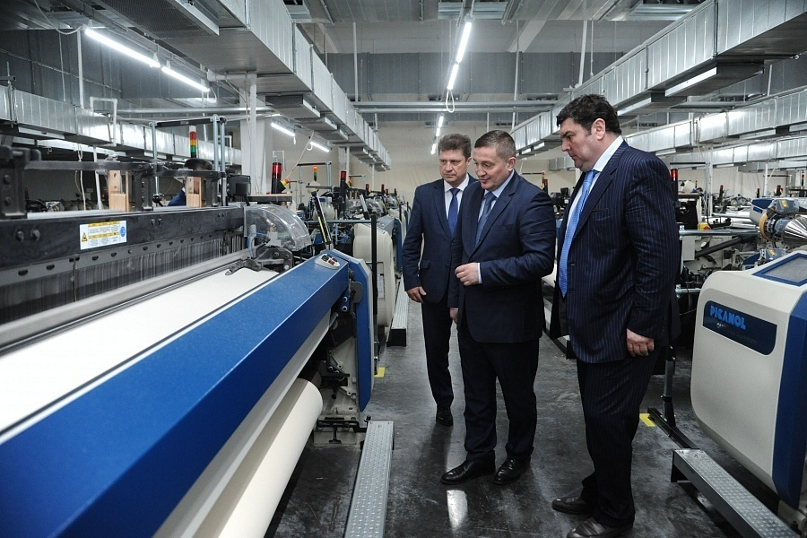 Андрей Бочаров посетил промышленные площадки Камышина и провел заседание профильного совета при губернаторе