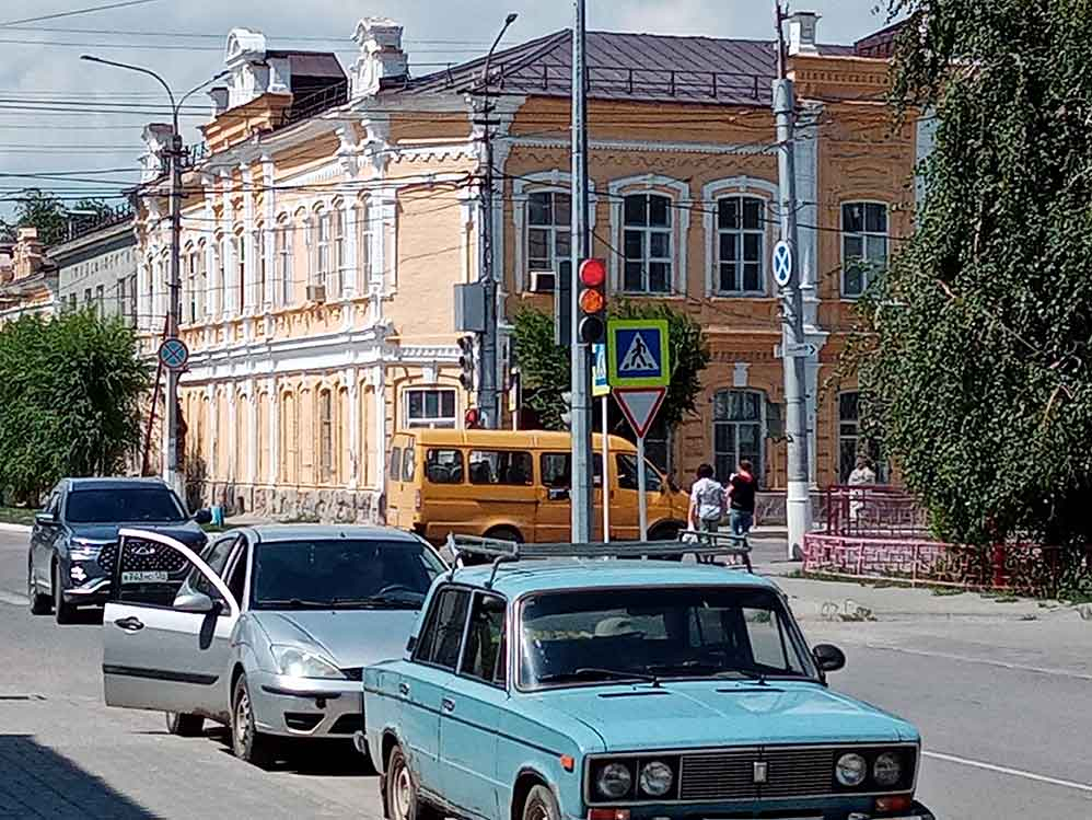 Жители Волгоградской области не боятся жить в долг и набрали потребительских кредитов «на» ТОП-20 региона по этому показателю