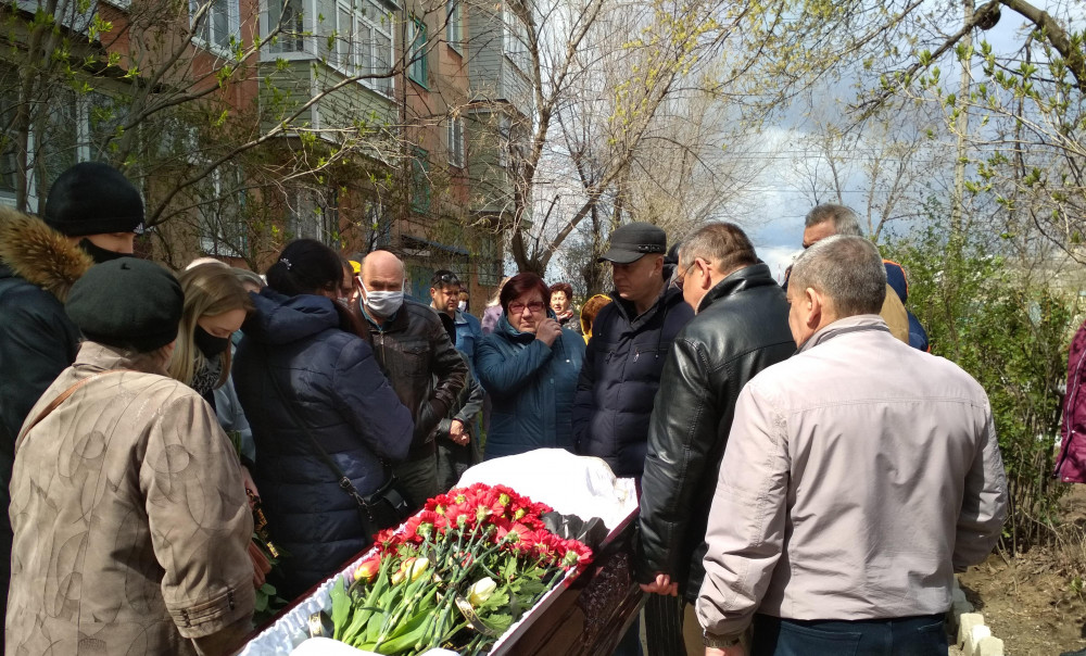 гроб гв.jpg гроб гв.jpg