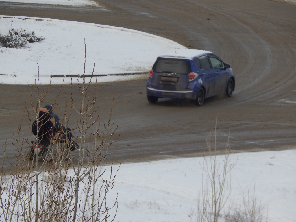 инвалид едет 2.JPG